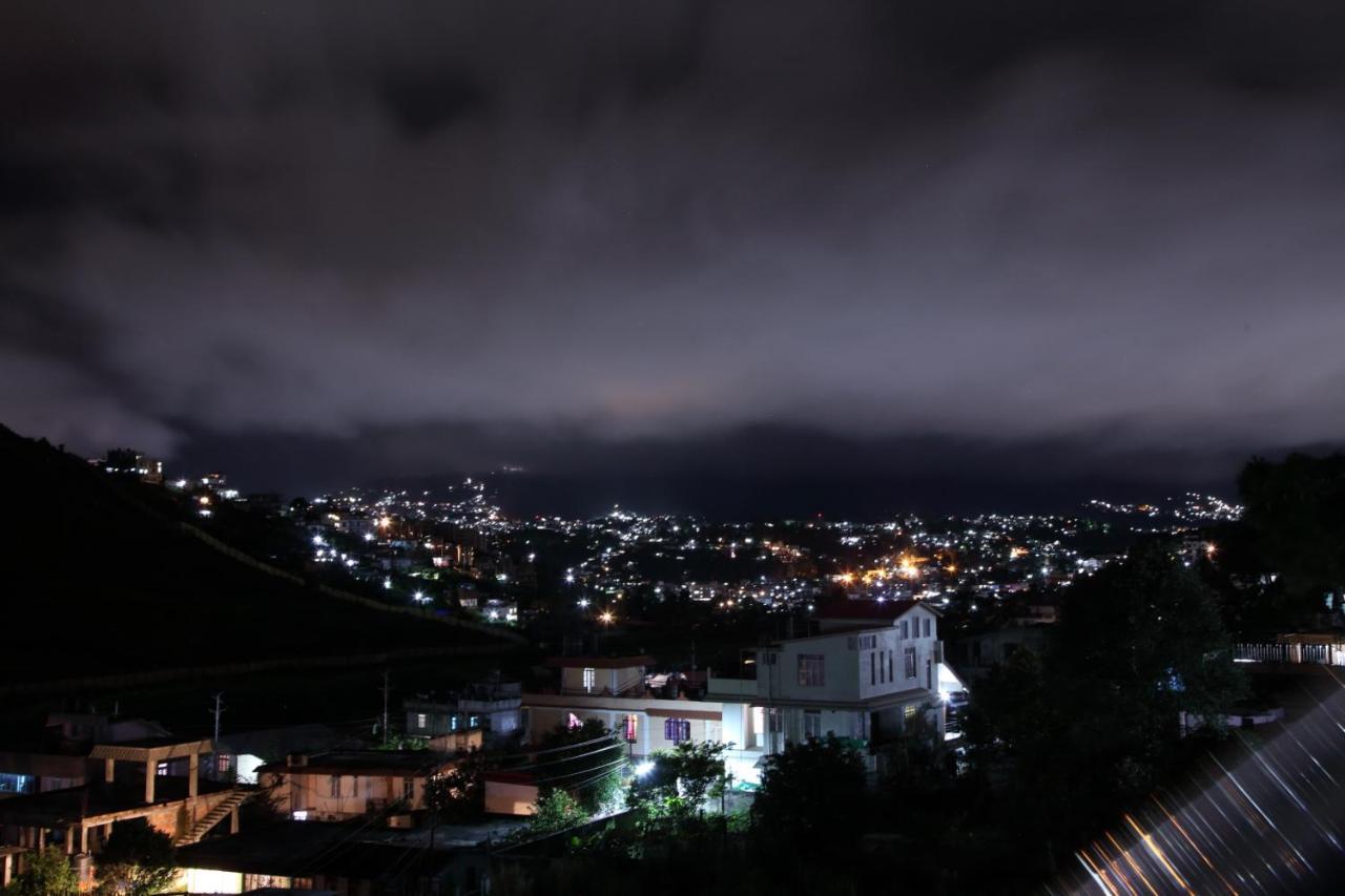 Latei Ville Inn Shillong Bagian luar foto